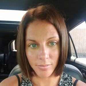 Meet your Posher, Marie eve